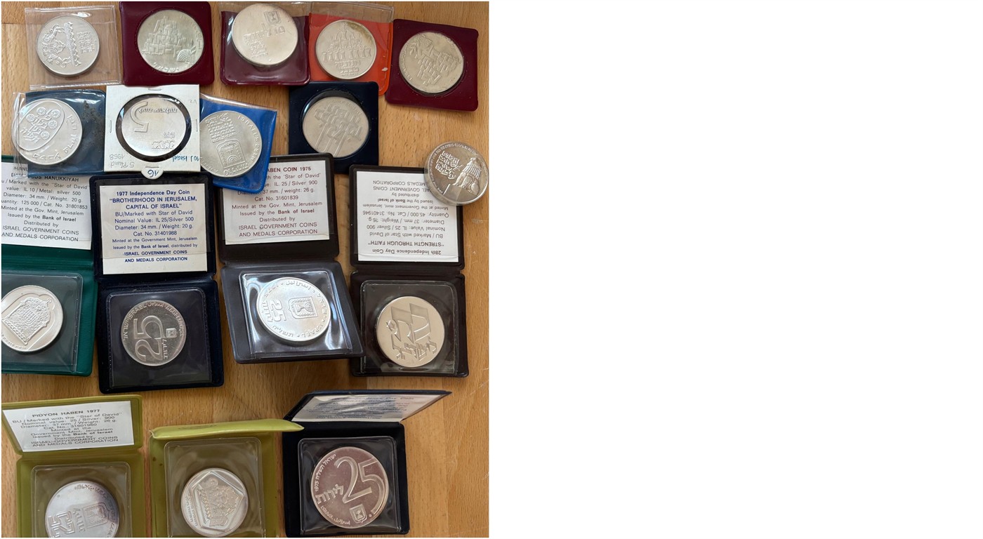 $Abbildung zu Los 2032$